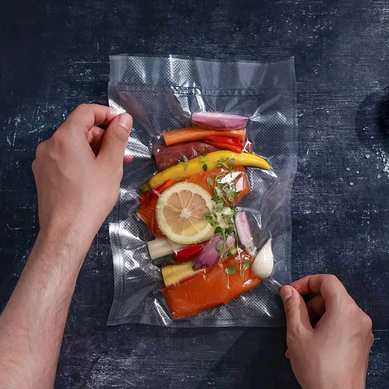 Pourquoi les sacs sous vide sont-ils essentiels pour la cuisson sous vide